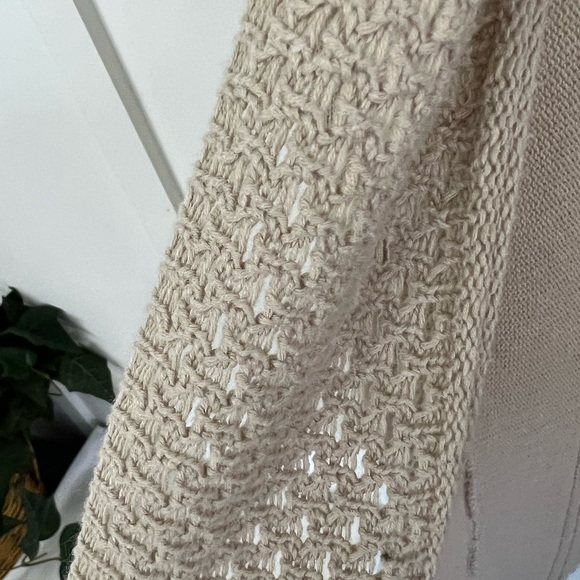 🌼2/$12🌼89th & Madison lightweight Cardigan Size small *Tan* Pre-Owned - Picture 3 of 5